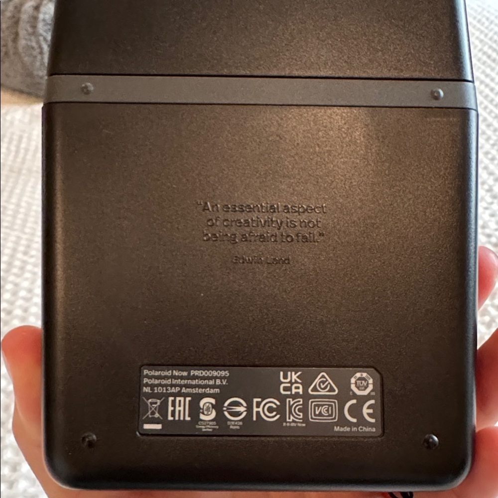 Polaroid Now Camera - Picture 4 of 4